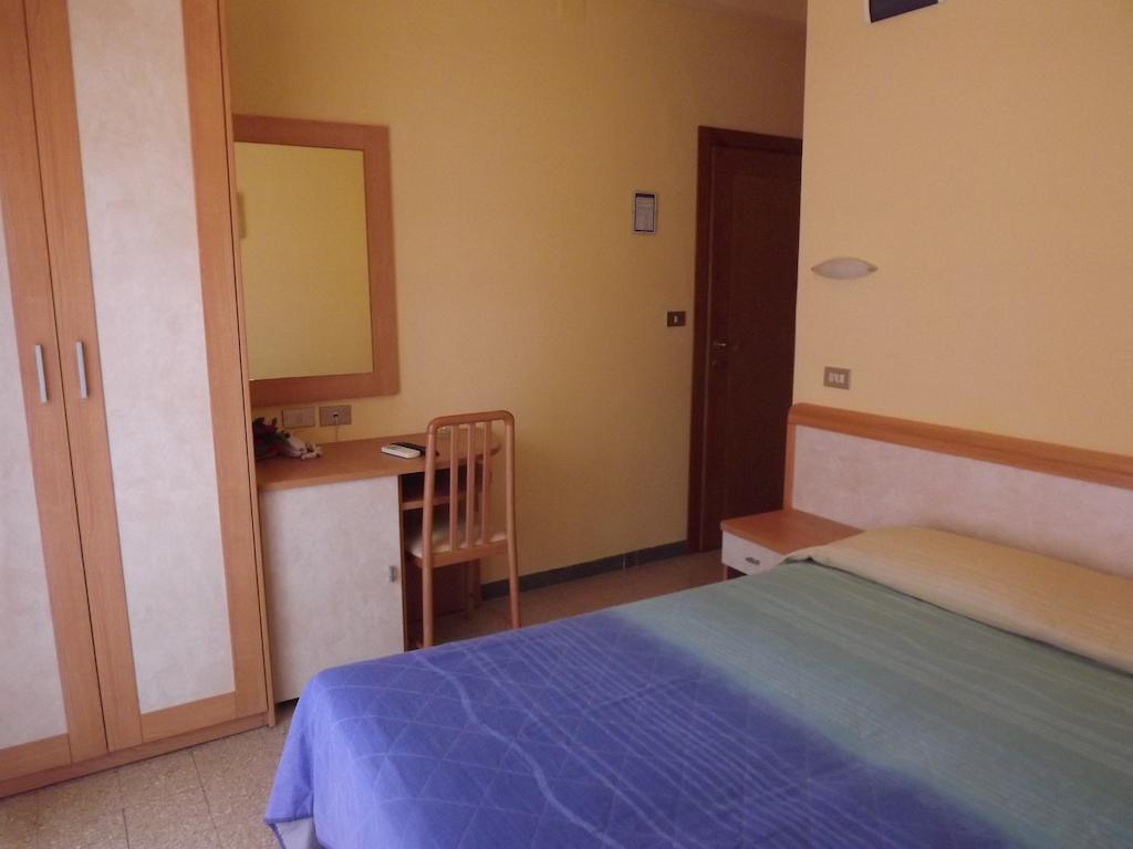 Hotel Rita Riccione Room photo